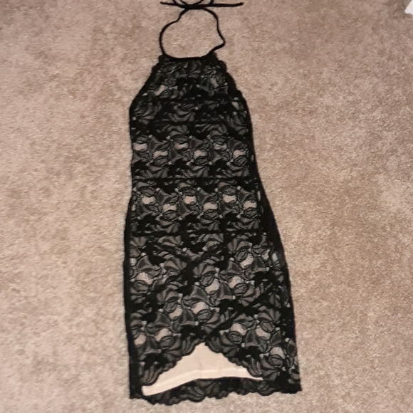 Dress - Picture 5 of 6